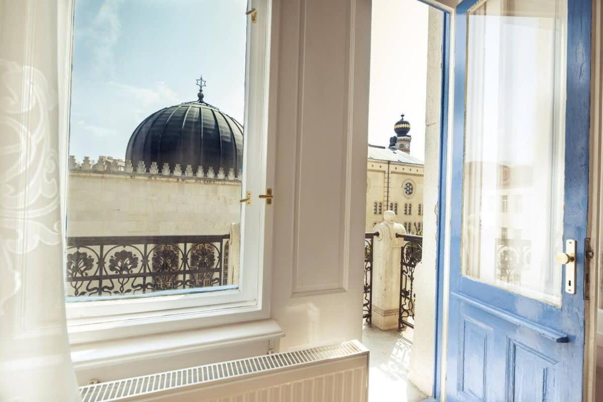New A C Studio With View Of The Synagogue Boedapest Buitenkant foto
